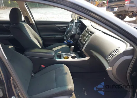 2015 Nissan Altima 2.5 S z USA, uszkodzony, nr VIN 1N4AL3AP7FN902090